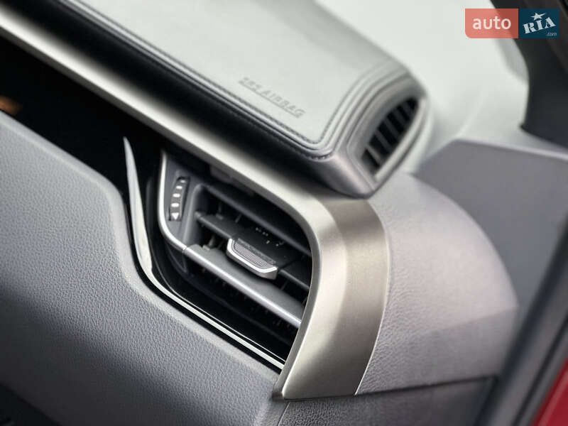 Внедорожник / Кроссовер Toyota C-HR 2018 в Виннице