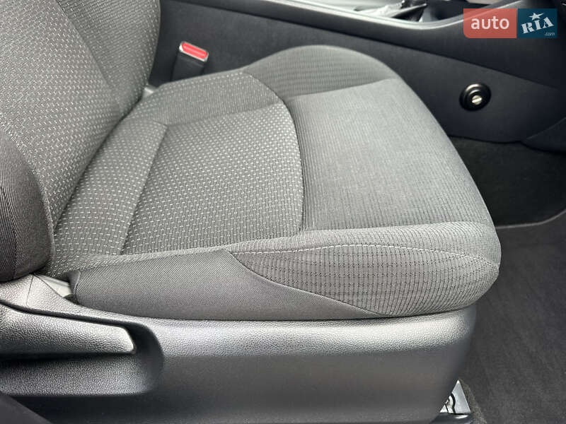 Внедорожник / Кроссовер Toyota C-HR 2018 в Виннице