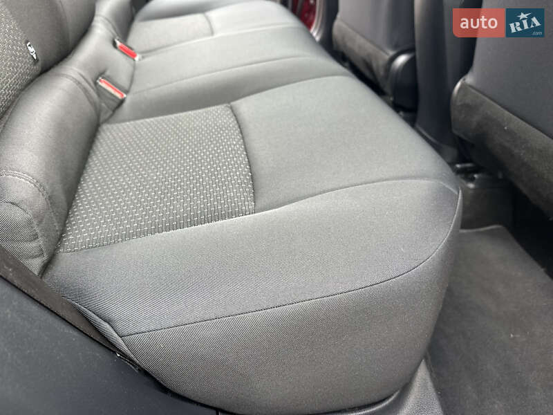 Внедорожник / Кроссовер Toyota C-HR 2018 в Виннице