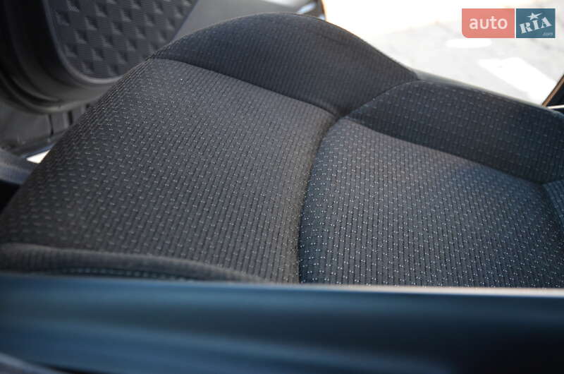 Внедорожник / Кроссовер Toyota C-HR 2018 в Дрогобыче