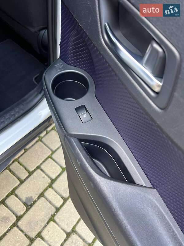 Внедорожник / Кроссовер Toyota C-HR 2016 в Одессе