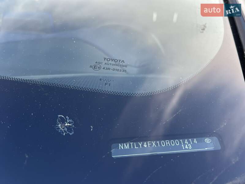 Внедорожник / Кроссовер Toyota C-HR 2016 в Одессе