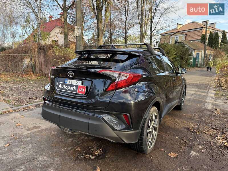 Внедорожник / Кроссовер Toyota C-HR 2021 в Киеве фото 6 Внедорожник / Кроссовер Toyota C-HR 2021 в Киеве