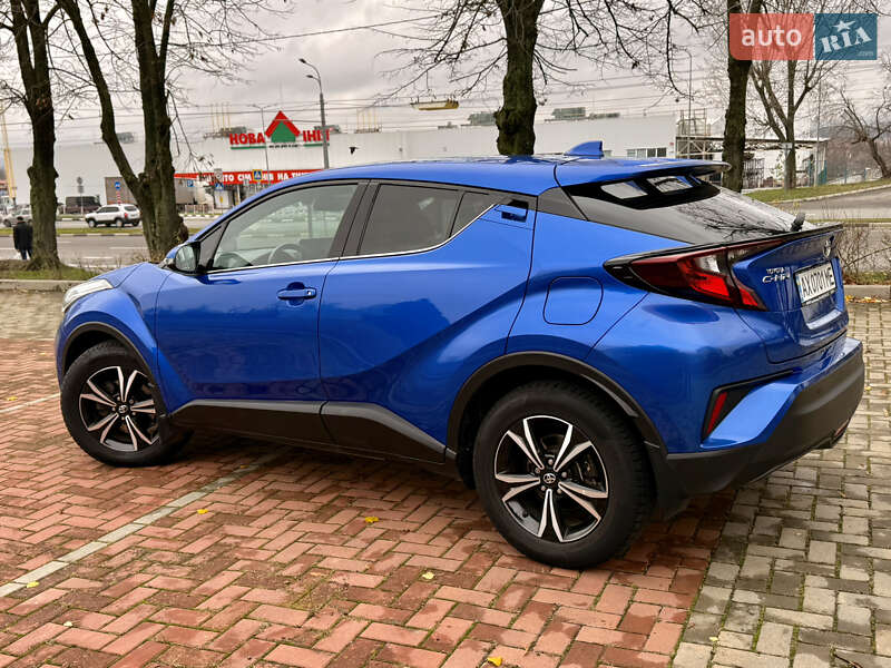Внедорожник / Кроссовер Toyota C-HR 2020 в Харькове фото 14 Внедорожник / Кроссовер Toyota C-HR 2020 в Харькове