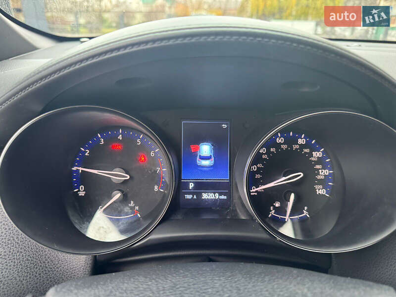 Внедорожник / Кроссовер Toyota C-HR 2019 в Белой Церкви