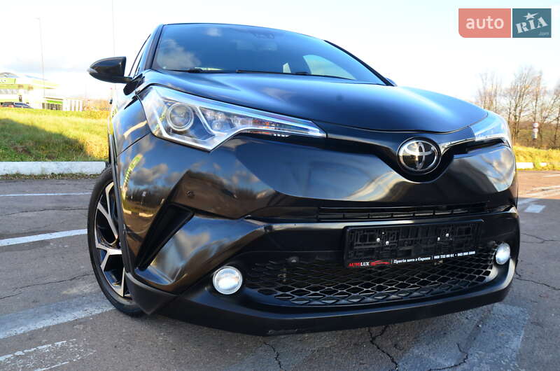 Позашляховик / Кросовер Toyota C-HR 2018 в Дрогобичі фото 18 Позашляховик / Кросовер Toyota C-HR 2018 в Дрогобичі
