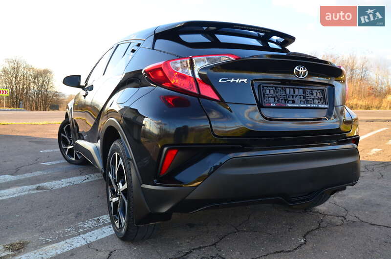 Позашляховик / Кросовер Toyota C-HR 2018 в Дрогобичі фото 26 Позашляховик / Кросовер Toyota C-HR 2018 в Дрогобичі