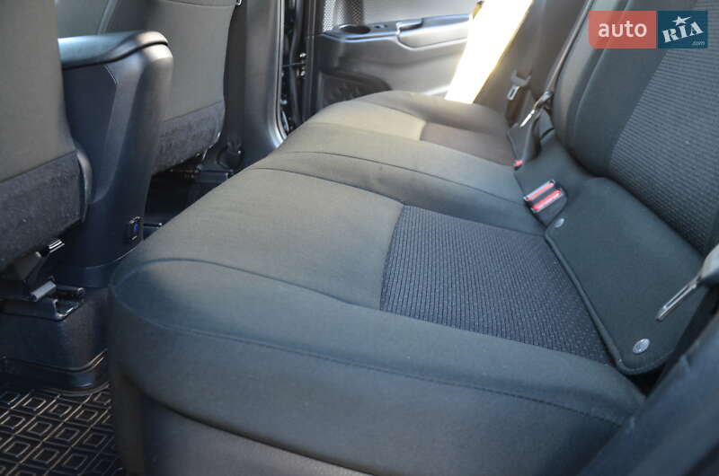 Позашляховик / Кросовер Toyota C-HR 2018 в Дрогобичі фото 49 Позашляховик / Кросовер Toyota C-HR 2018 в Дрогобичі