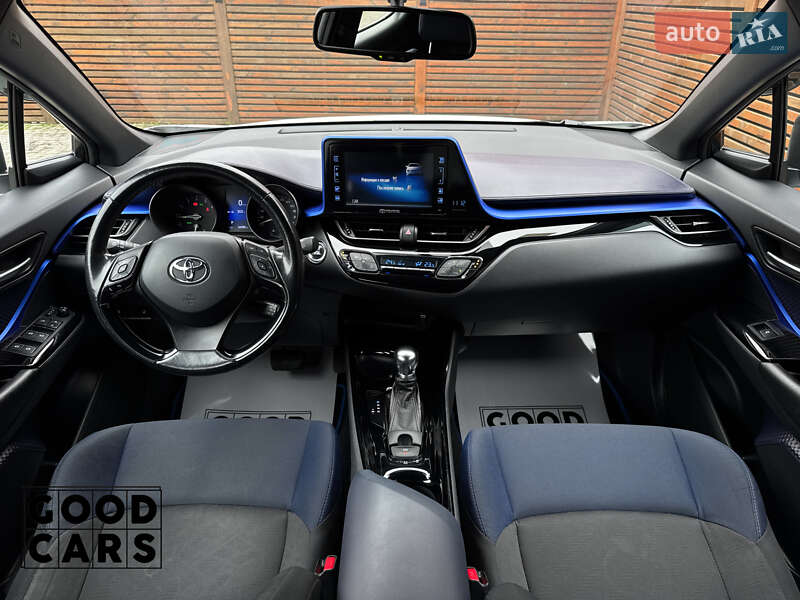 Внедорожник / Кроссовер Toyota C-HR 2018 в Одессе