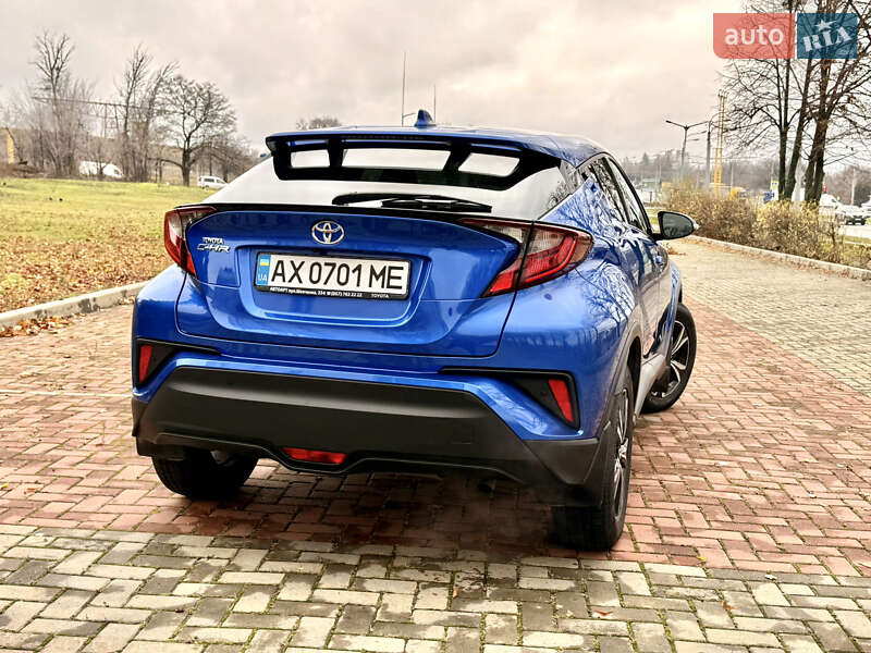 Позашляховик / Кросовер Toyota C-HR 2020 в Харкові фото 13 Позашляховик / Кросовер Toyota C-HR 2020 в Харкові