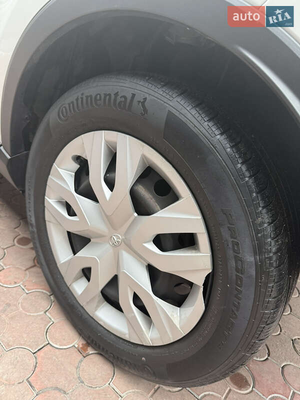 Внедорожник / Кроссовер Toyota C-HR 2021 в Запорожье