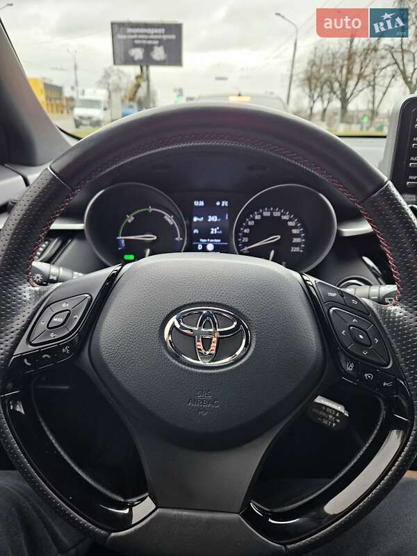 Внедорожник / Кроссовер Toyota C-HR 2021 в Харькове