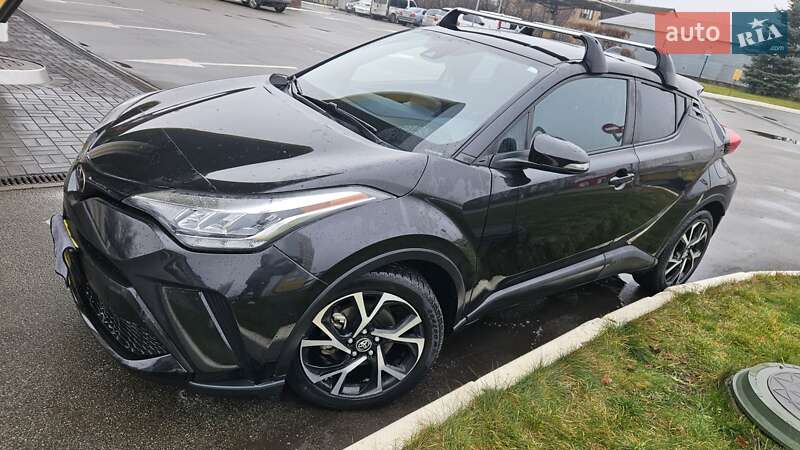 Внедорожник / Кроссовер Toyota C-HR 2021 в Киеве фото 10 Внедорожник / Кроссовер Toyota C-HR 2021 в Киеве