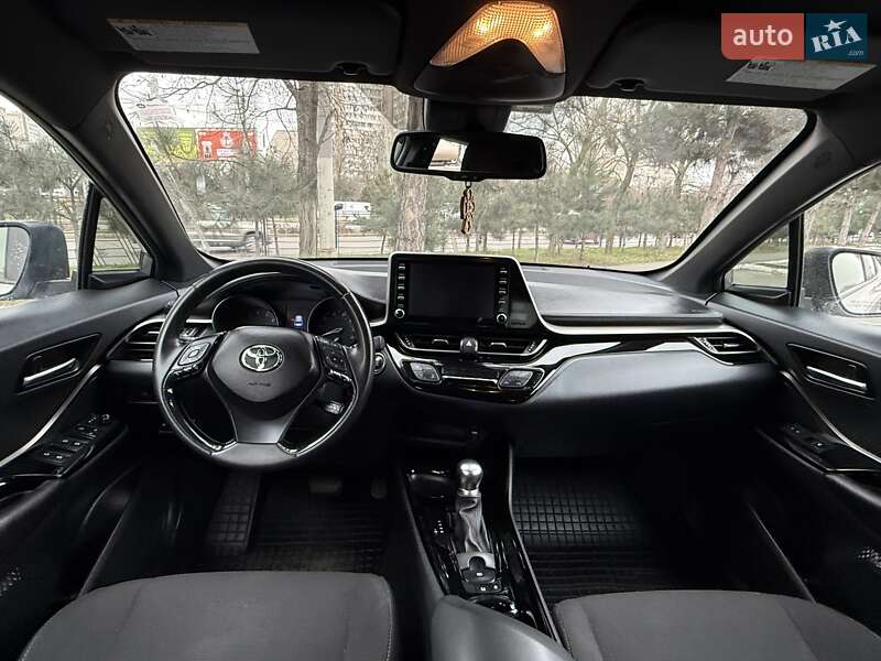 Внедорожник / Кроссовер Toyota C-HR 2019 в Одессе