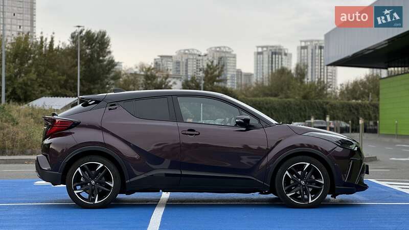 Внедорожник / Кроссовер Toyota C-HR 2022 в Киеве фото 9 Внедорожник / Кроссовер Toyota C-HR 2022 в Киеве