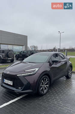 Внедорожник / Кроссовер Toyota C-HR 2024 в Львове