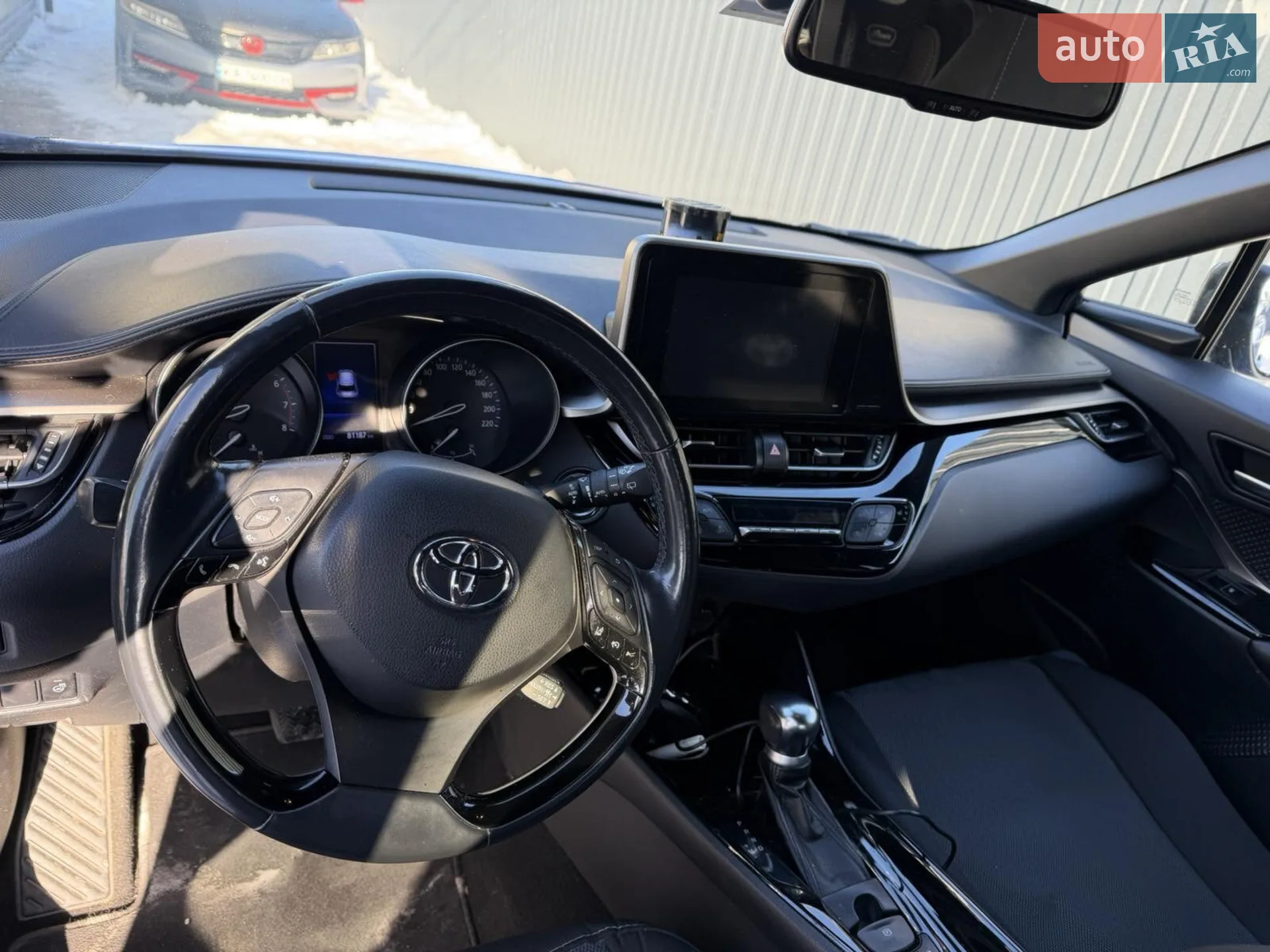 2018 Toyota C-HR - мініатюра 13