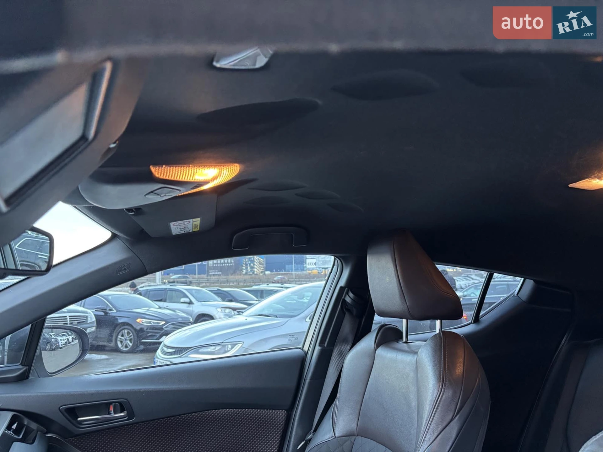 2016 Toyota C-HR - мініатюра 37