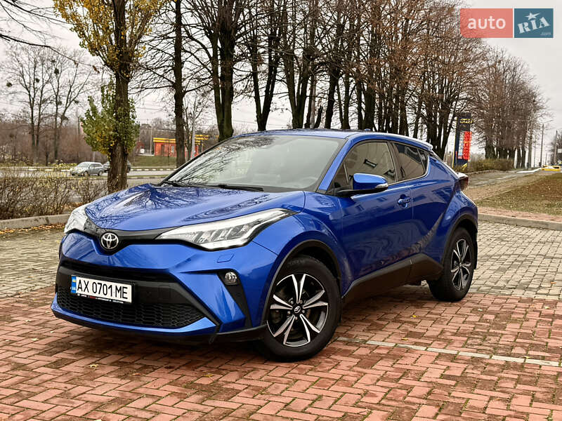 Внедорожник / Кроссовер Toyota C-HR 2020 в Харькове