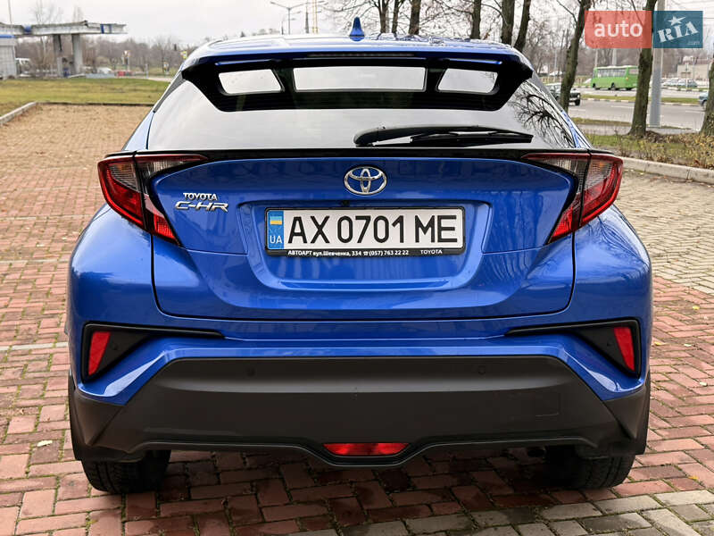 Внедорожник / Кроссовер Toyota C-HR 2020 в Харькове
