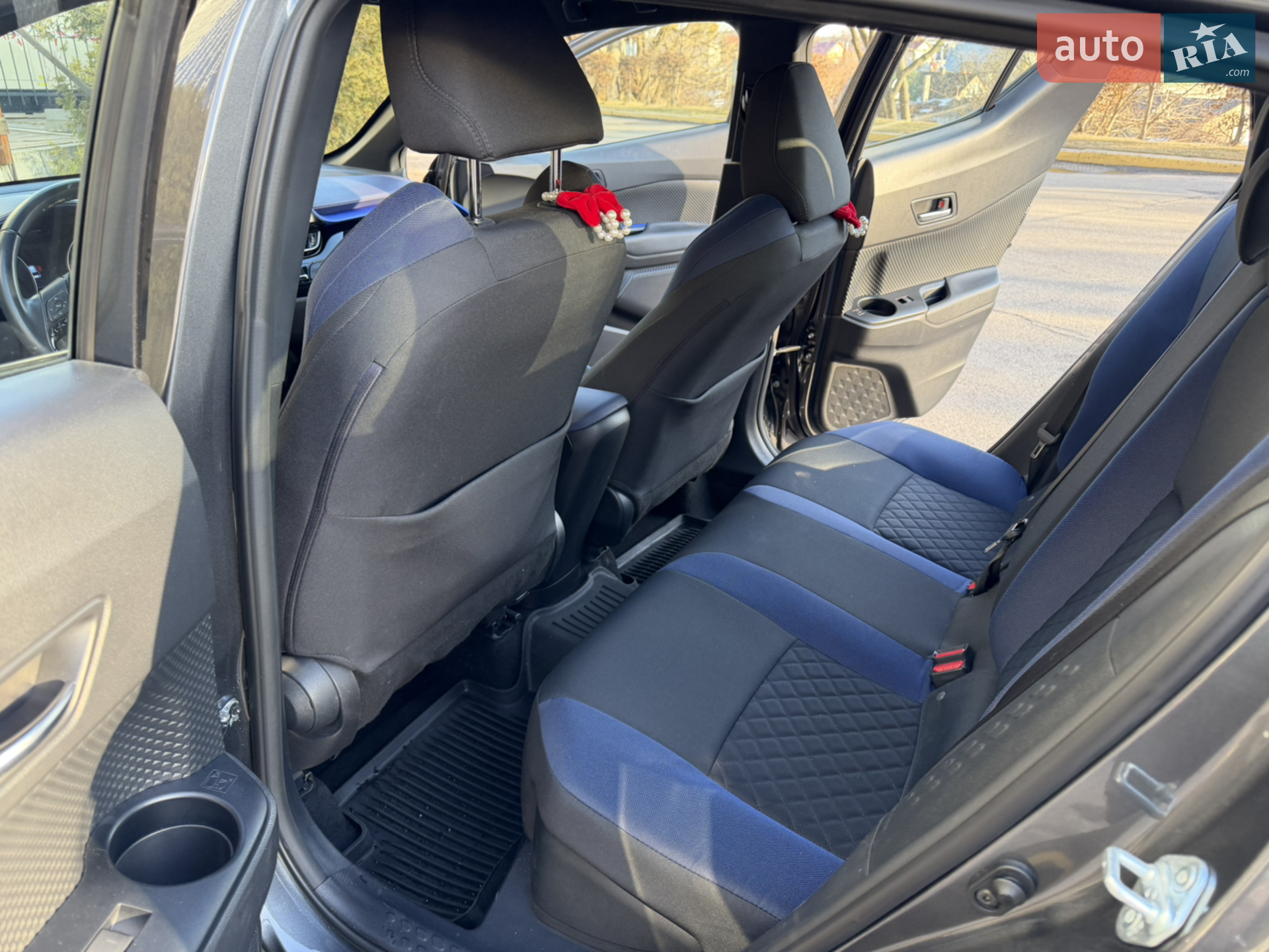 2022 Toyota C-HR - мініатюра 10