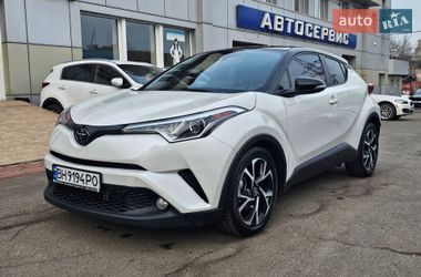 Позашляховик / Кросовер Toyota C-HR 2018 в Одесі