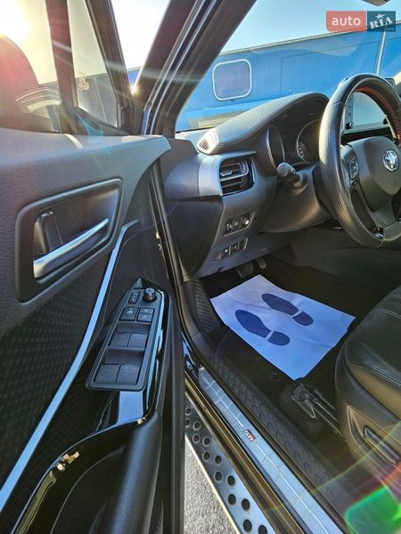 Внедорожник / Кроссовер Toyota C-HR 2021 в Харькове