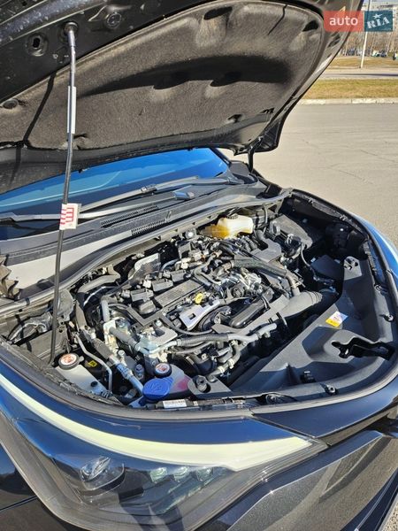 Внедорожник / Кроссовер Toyota C-HR 2021 в Харькове