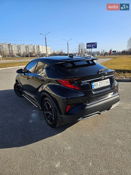Внедорожник / Кроссовер Toyota C-HR 2021 в Харькове