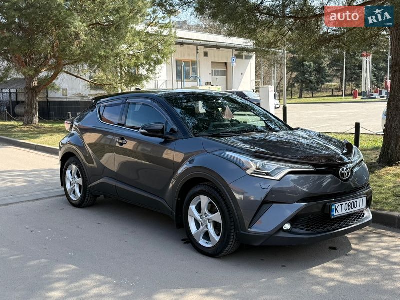 Внедорожник / Кроссовер Toyota C-HR 2018 в Ивано-Франковске