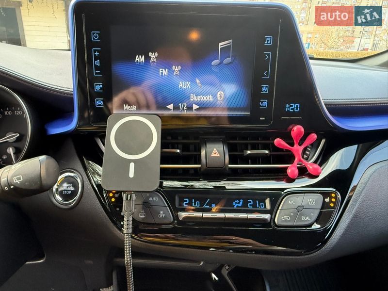 Внедорожник / Кроссовер Toyota C-HR 2018 в Ивано-Франковске