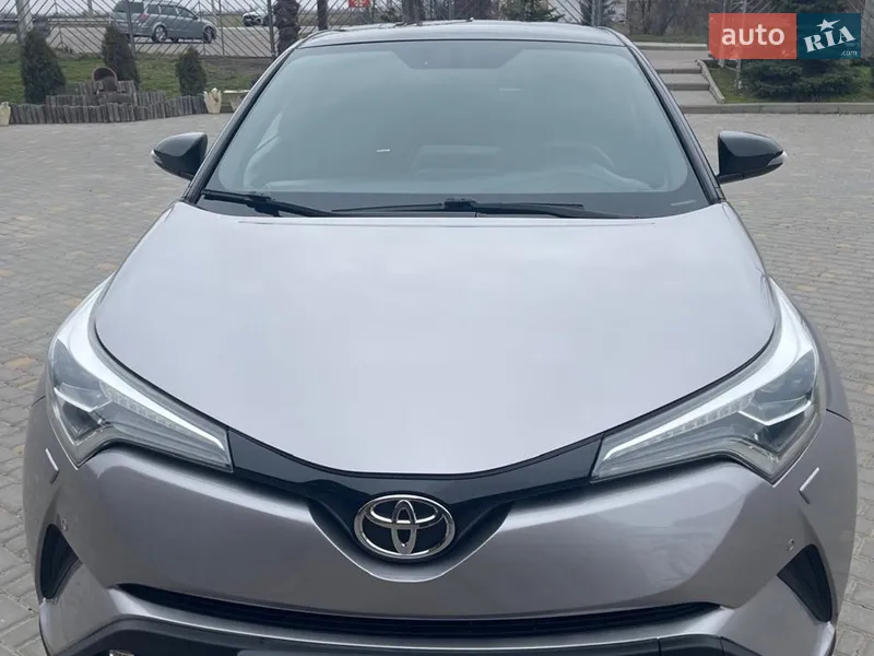 Toyota C-HR