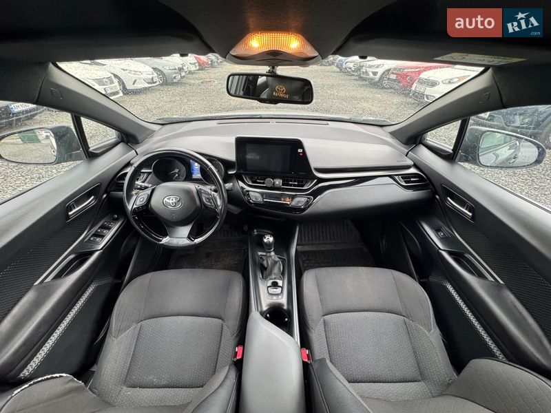 Внедорожник / Кроссовер Toyota C-HR 2018 в Бердичеве