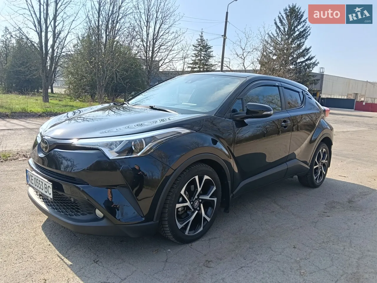 2017 Toyota C-HR - мініатюра 21