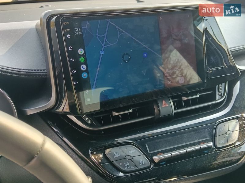 Внедорожник / Кроссовер Toyota C-HR 2017 в Кривом Роге