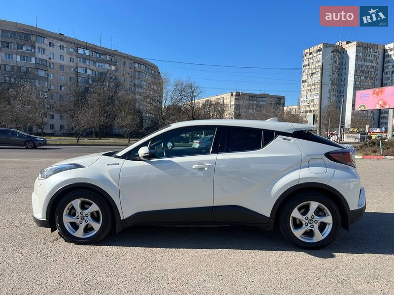 Позашляховик / Кросовер Toyota C-HR 2018 в Одесі
