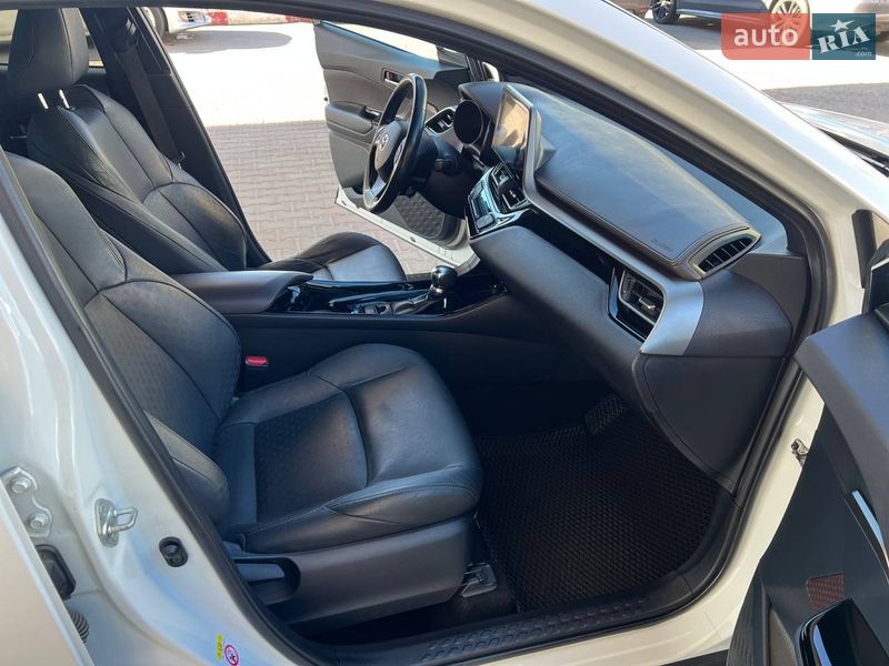 Позашляховик / Кросовер Toyota C-HR 2018 в Одесі