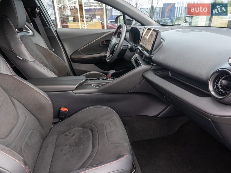 Внедорожник / Кроссовер Toyota C-HR 2025 в Днепре фото 6 Внедорожник / Кроссовер Toyota C-HR 2025 в Днепре