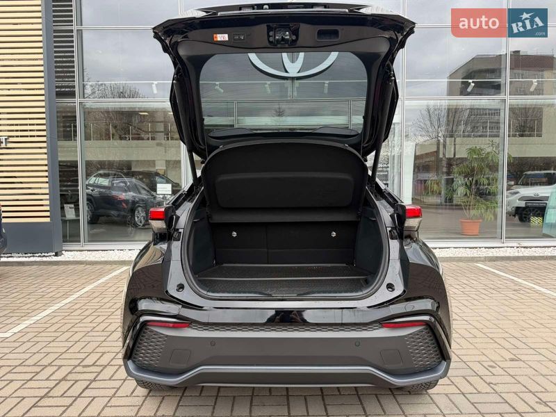 Внедорожник / Кроссовер Toyota C-HR 2024 в Луцке