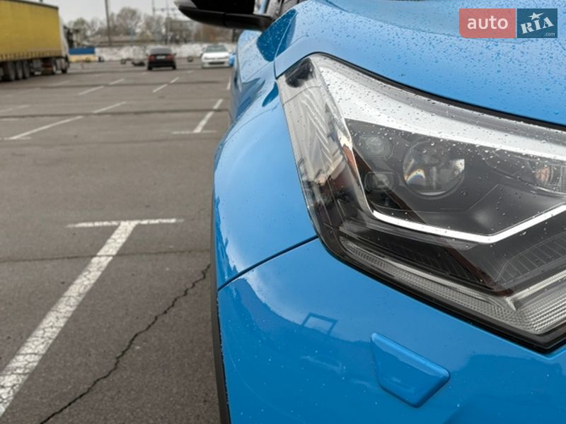 Внедорожник / Кроссовер Toyota C-HR 2019 в Киеве фото 8 Внедорожник / Кроссовер Toyota C-HR 2019 в Киеве