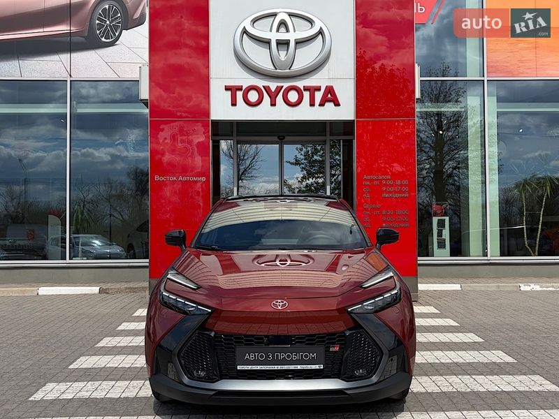 Внедорожник / Кроссовер Toyota C-HR 2025 в Запорожье