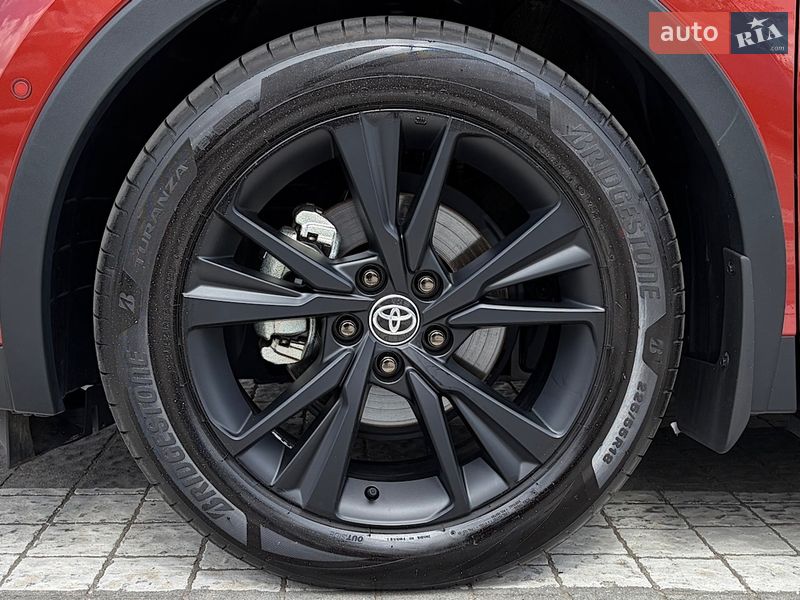 Внедорожник / Кроссовер Toyota C-HR 2025 в Запорожье