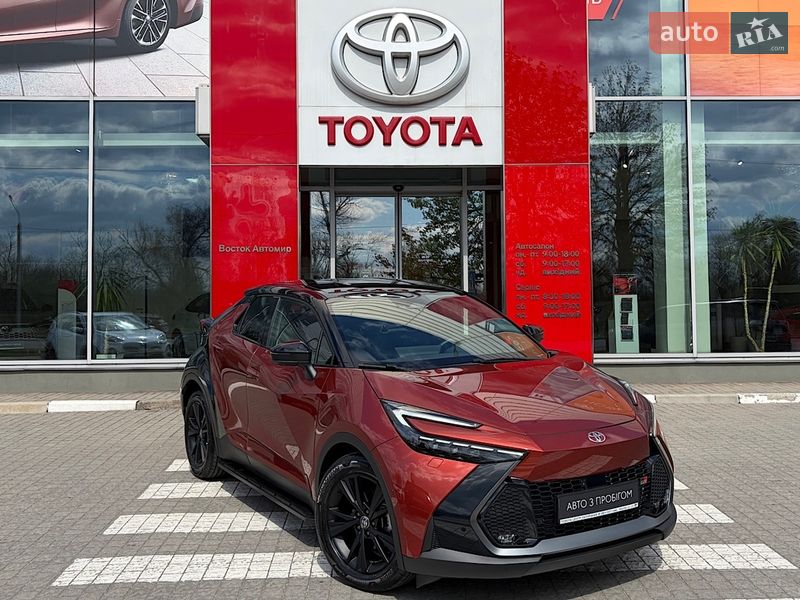 Внедорожник / Кроссовер Toyota C-HR 2025 в Запорожье