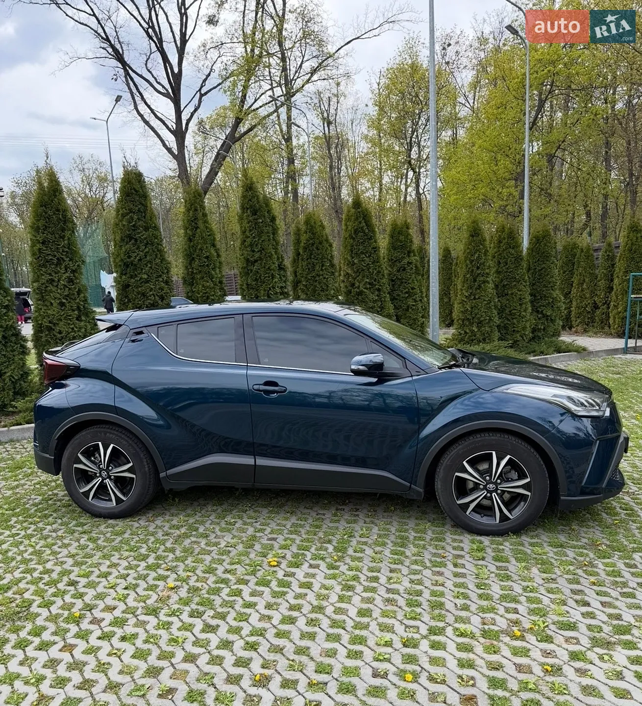 2022 Toyota C-HR - мініатюра 10