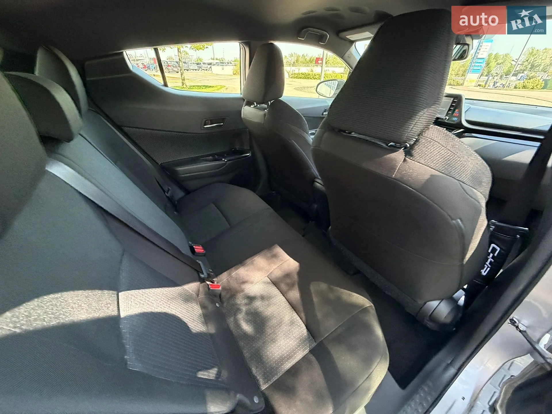 2019 Toyota C-HR - мініатюра 26