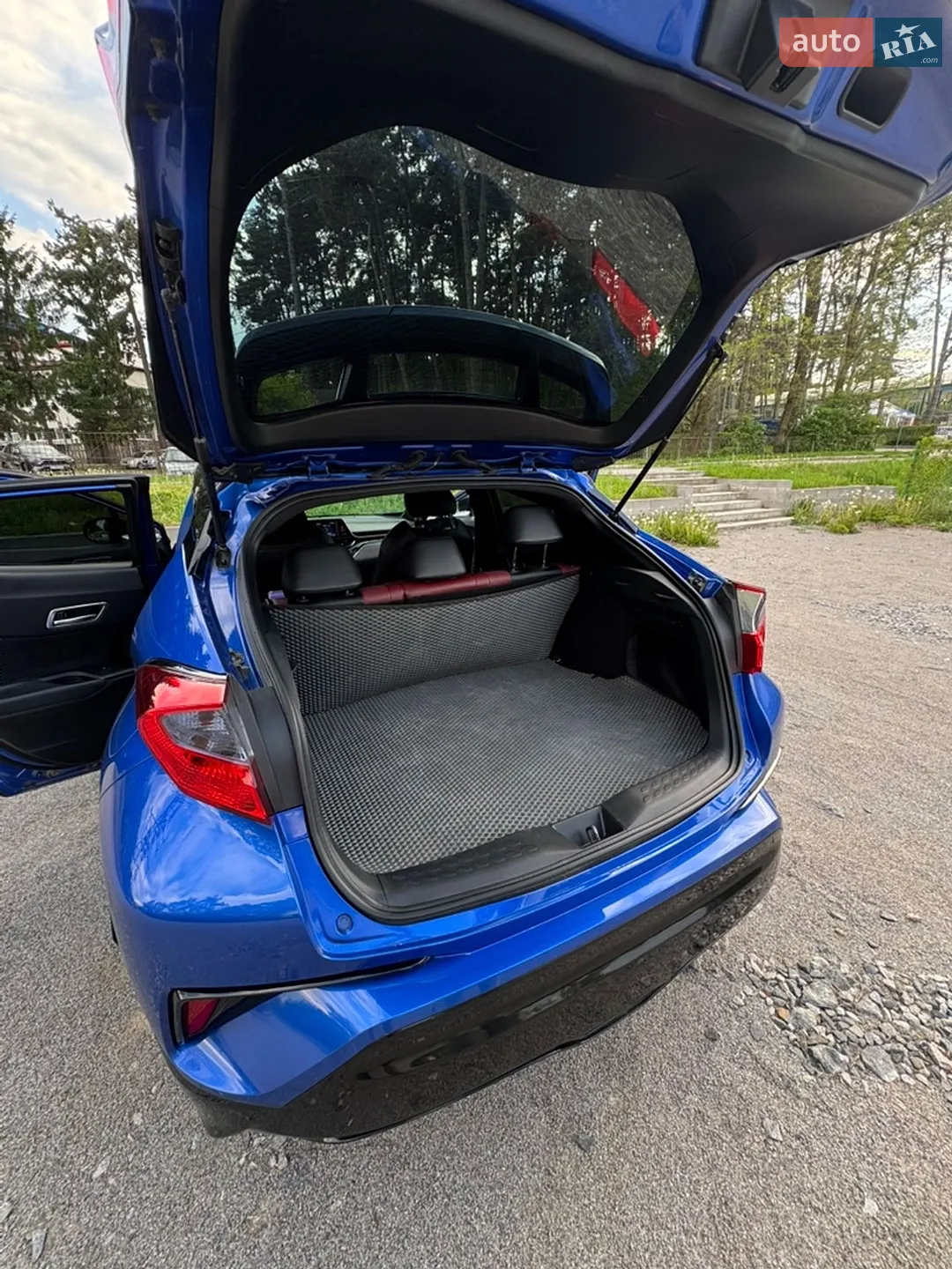 2017 Toyota C-HR - мініатюра 27