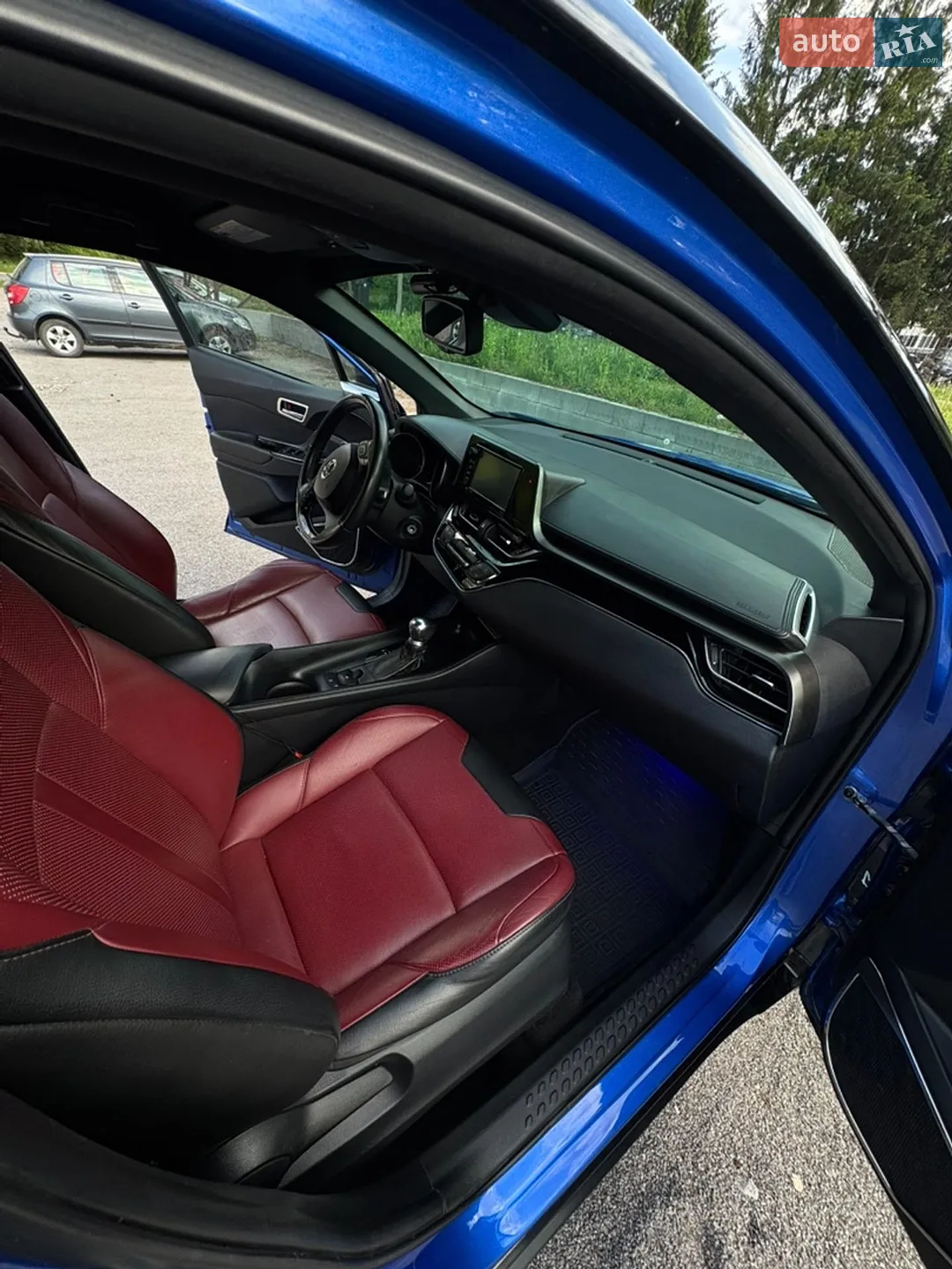 2017 Toyota C-HR - мініатюра 26