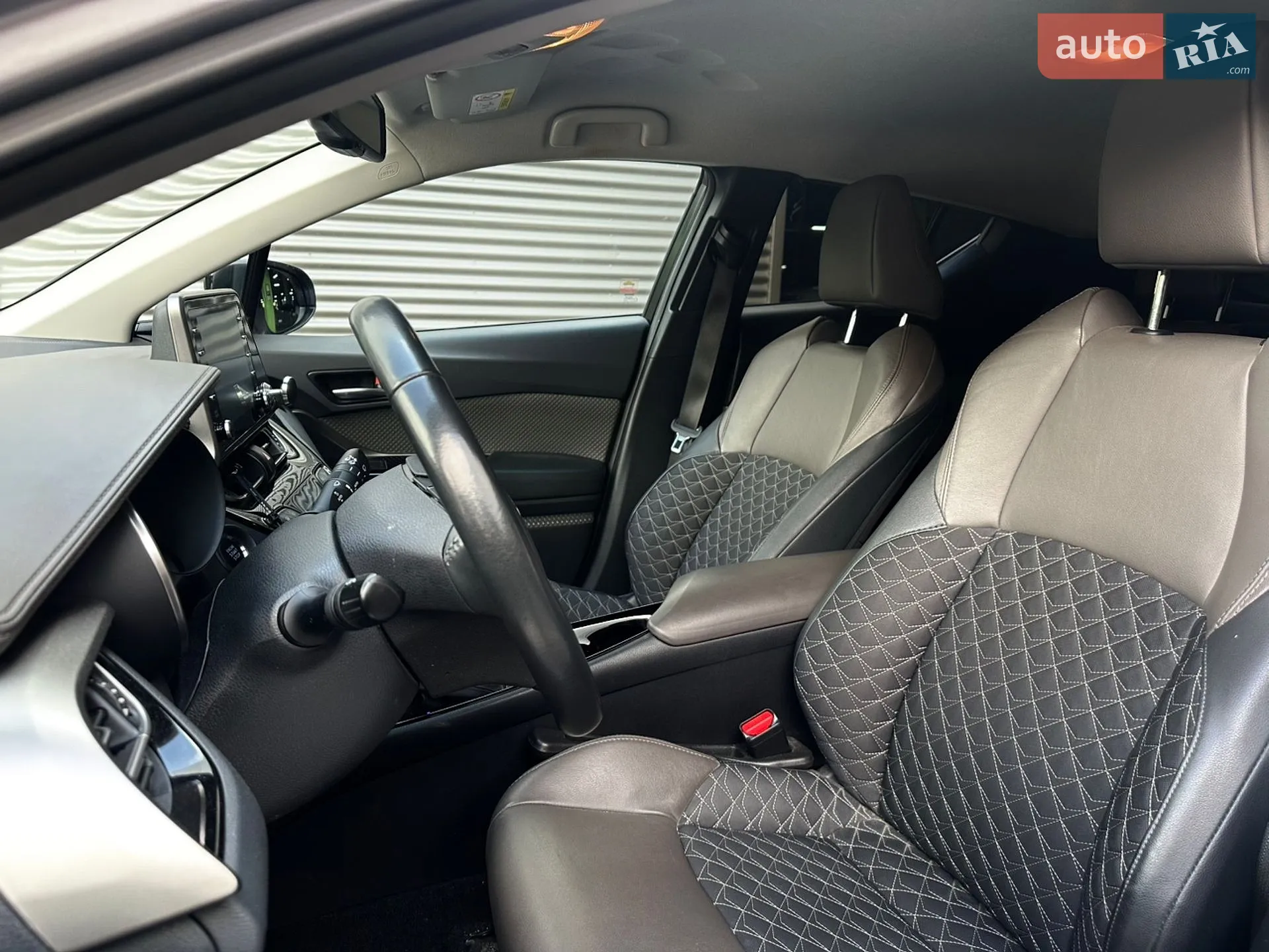 2021 Toyota C-HR - мініатюра 18