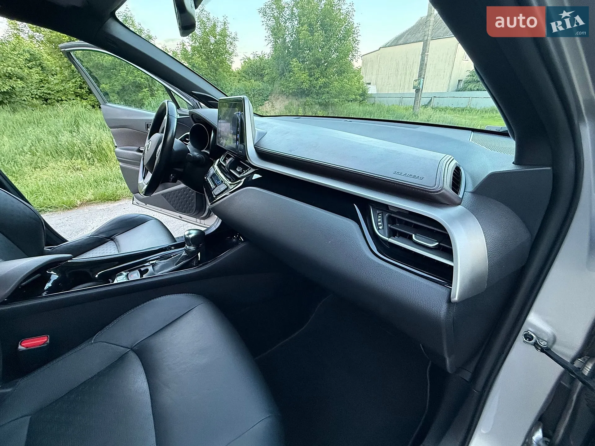 2017 Toyota C-HR - мініатюра 36