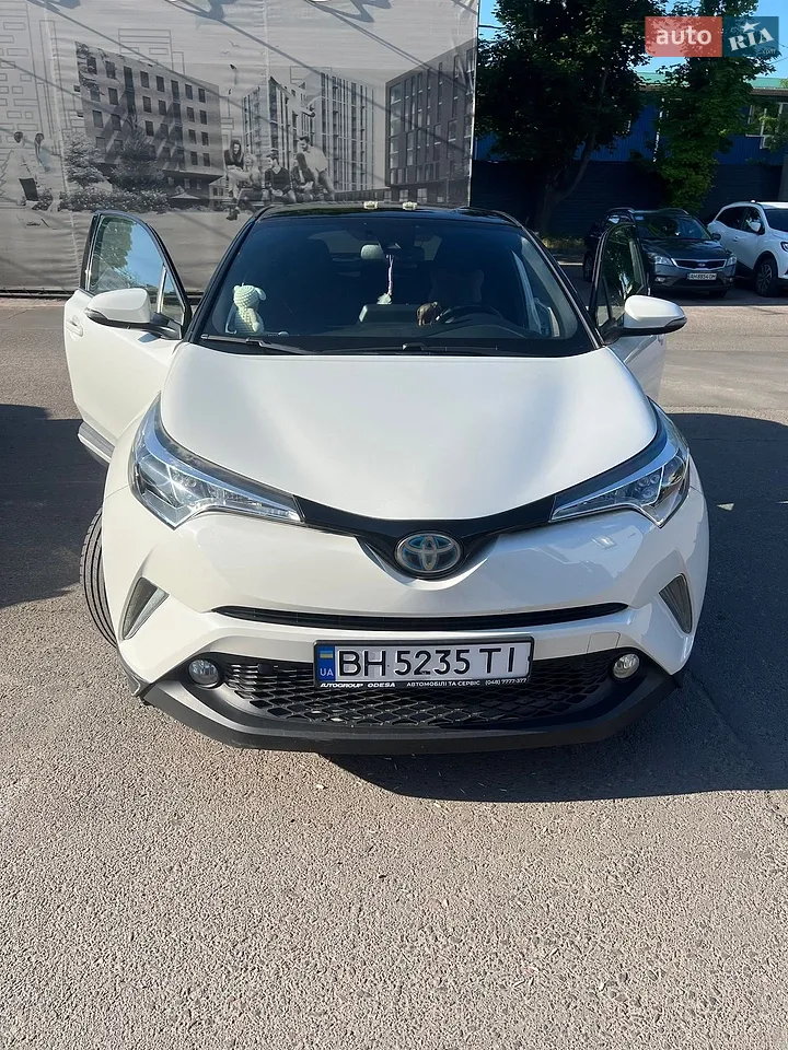2016 Toyota C-HR - мініатюра 16